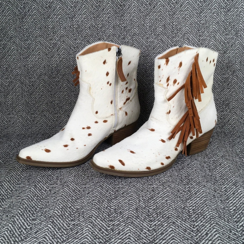 Dingo DI 351 Tan Cow Print Calf Hair Fringe Western Ankle Boots Womens 9M